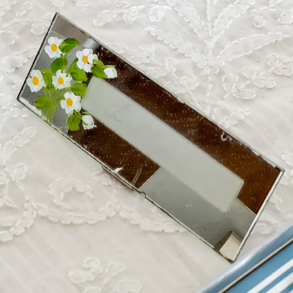 Vintage Mercury Glass Erasable Name Plates Place Card with Hand Painted Flowers - Picture 4 of 15
